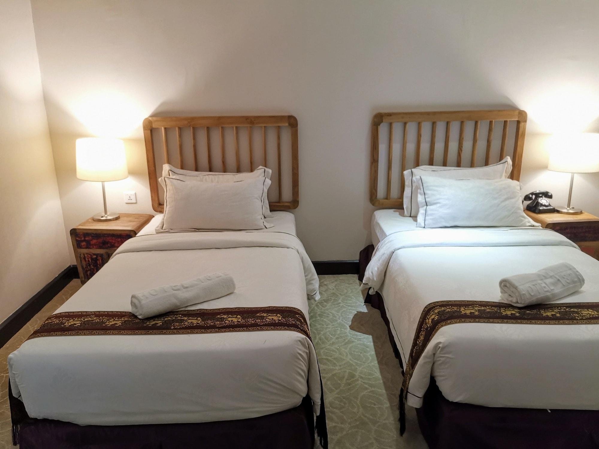 1825 แกลเลอรี โฮเต็ล Hotel Malacca ภายนอก รูปภาพ